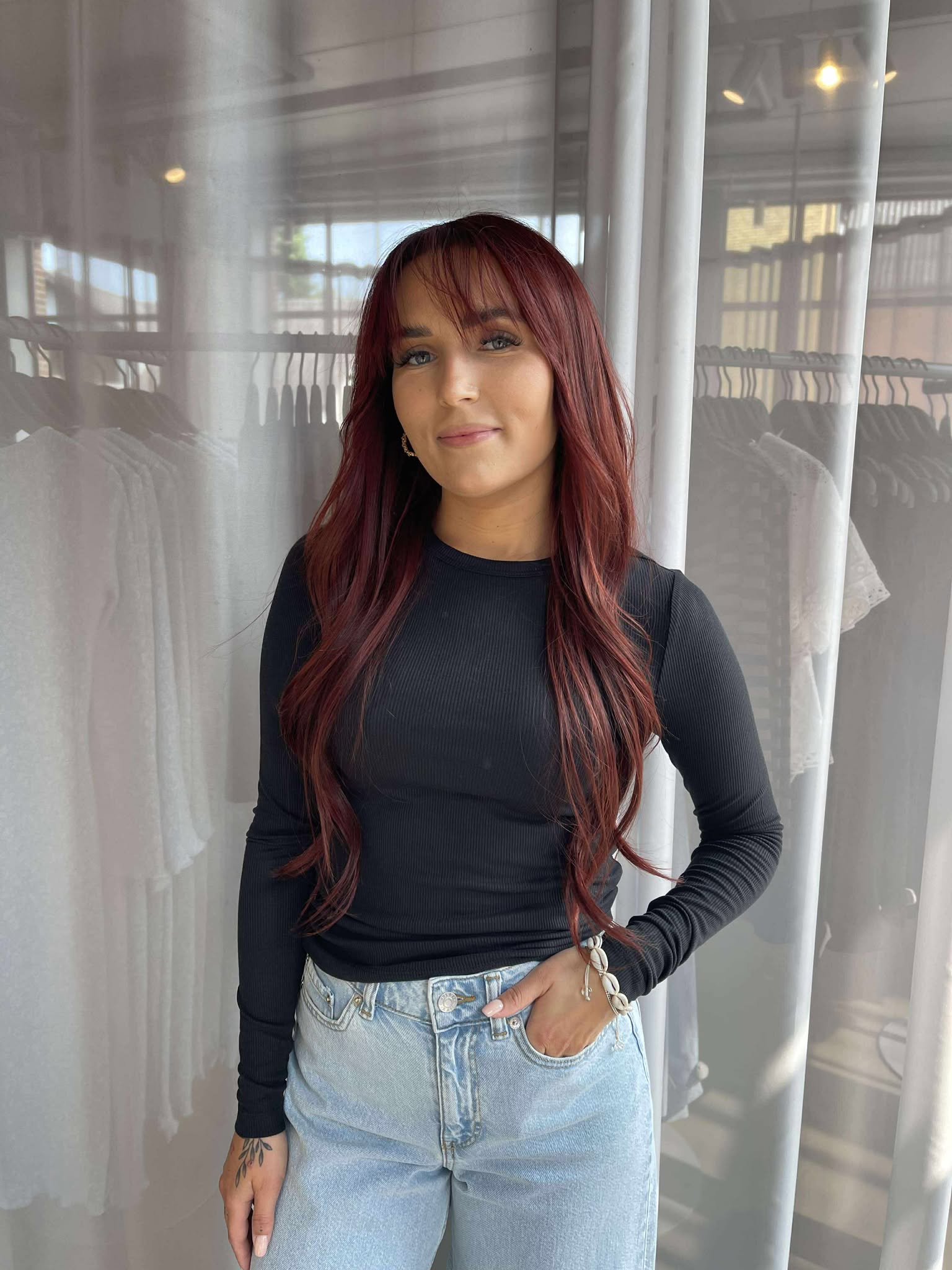 AWIRWINA Top - Black